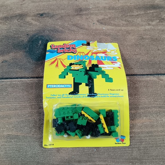 Tandem Toys Other - Tandem Bricks Dinosaurs Pterodactyl Kids OS Green New 1987 Vintage No. 5016